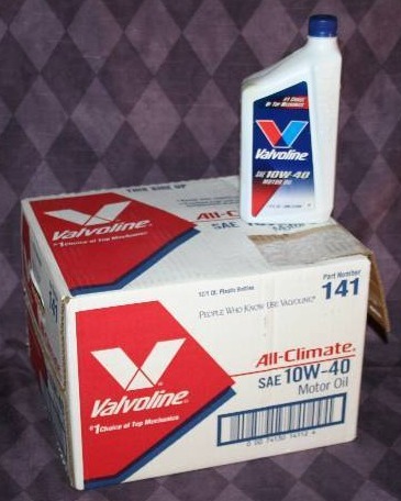 lot 148 image: 10W-40 Motor Oil
