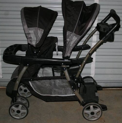 lot 151 image: Two Seat Stroller