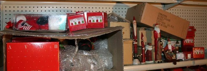 lot 155 image: Holiday Decor, Knickknacks, and More