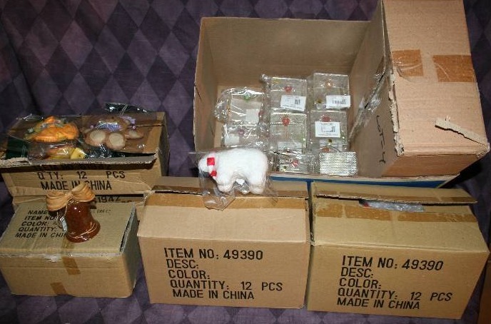 lot 164 image: Home Dcor, Knickknacks, and More