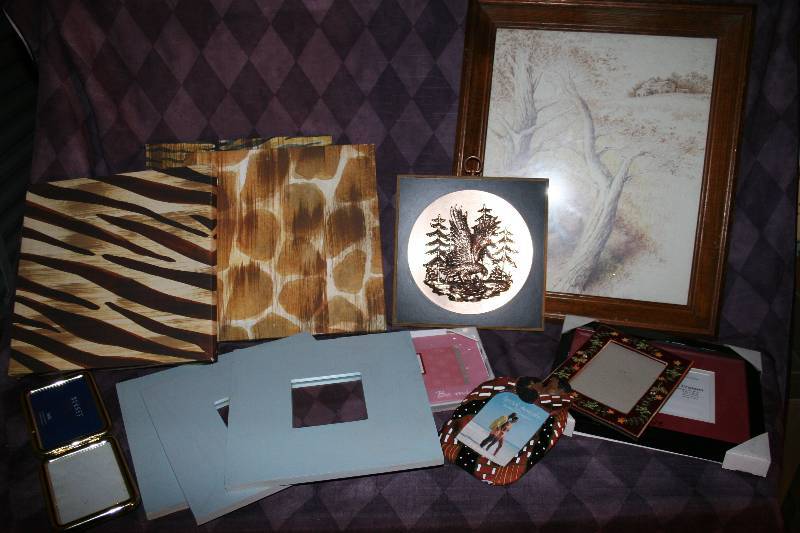 lot 166 image: Art and Picture Frames