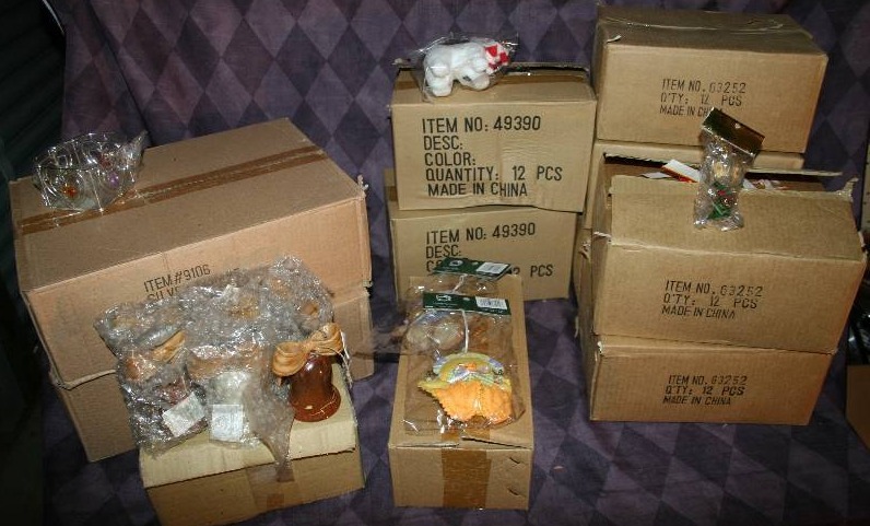 lot 168 image: Home Dcor, Knickknacks, and More