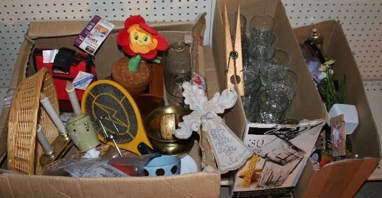 lot 169 image: Misc Housewares and More