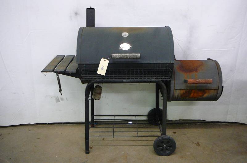 Professional charcoal grill with side fire box Grills and Smokes