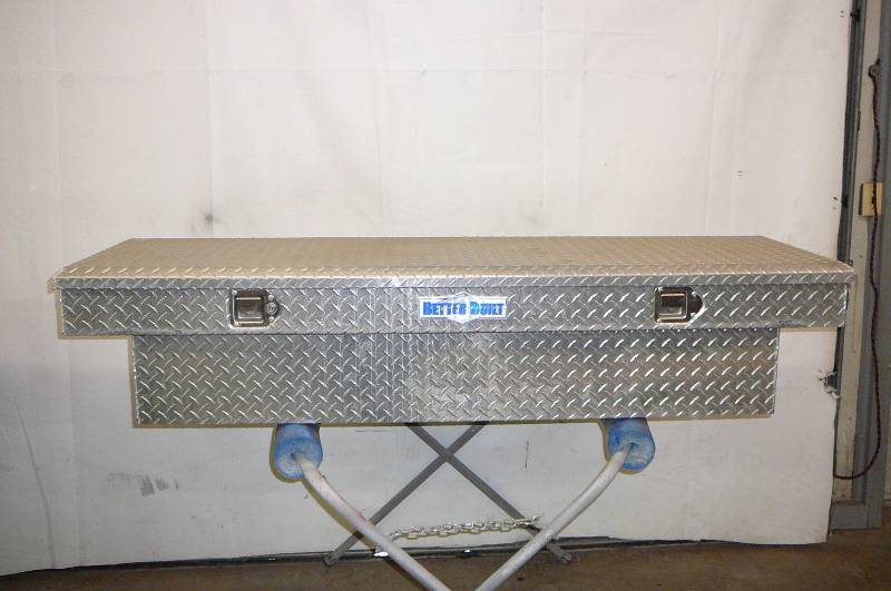 Better Built single lid aluminum truck tool box