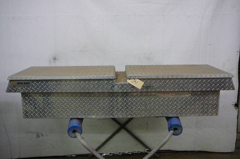 Road Quest double door  aluminum truck tool box