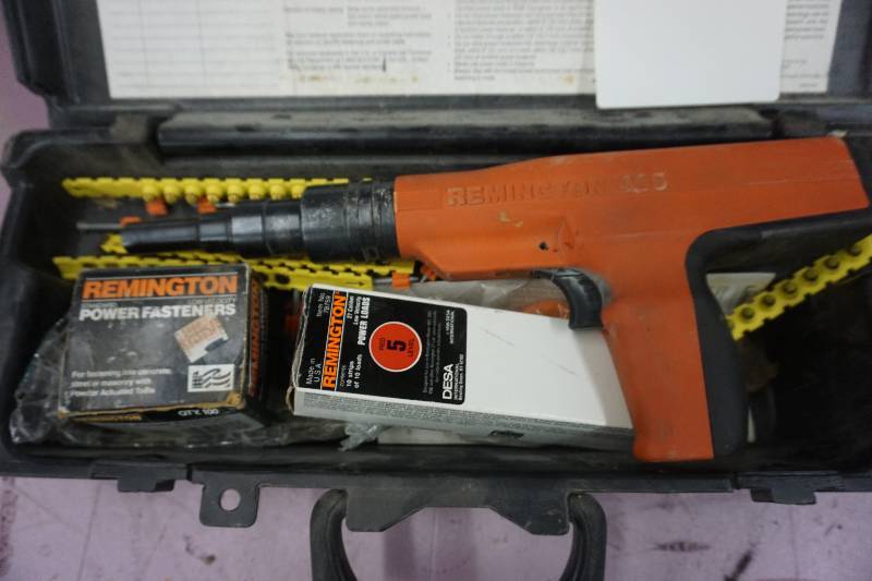 lot 24 image: Remington Low Velocity Powder Acuated Fastening Tool With Fasteners and Case