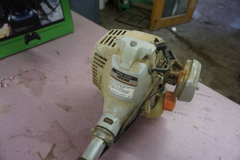 lot 52 image: Echo Model SMR2100 Gas Powered Weed Trimmer