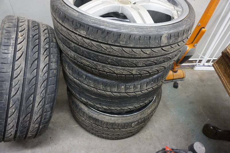 lot 56 image: Pirelli P Zero Nero Tires Mounted on Vessen Custom Rims