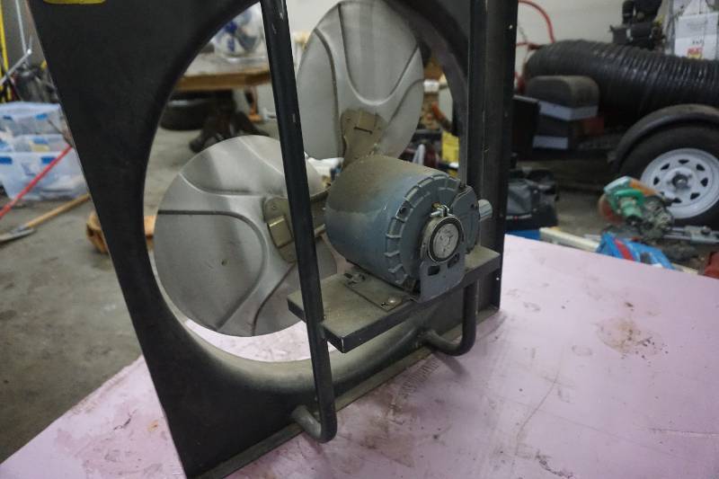 lot 93 image: Wall Mount Electric Fan