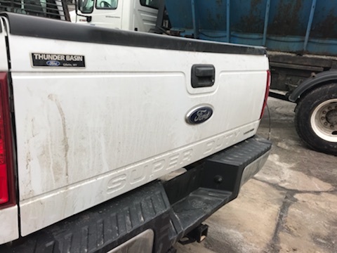lot 3 image: 2014 Ford F-250 Super Duty Truck Tail Gate