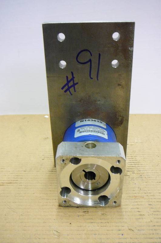 Alpha Gear Drive with Bracket LP 090-M01-5-111 Ratio 5