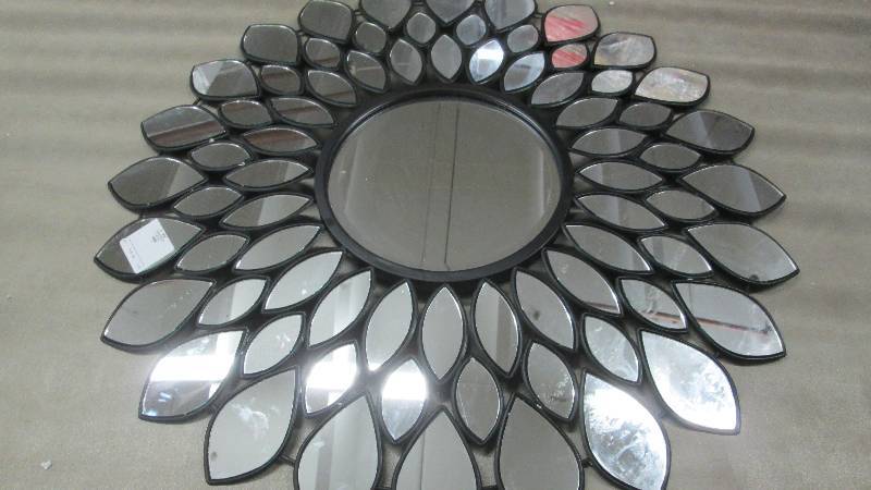 Decorative Wall Mirror, out of box ...