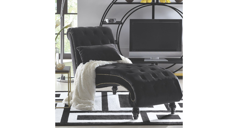 Button Lounge Chair with Pillow ope...