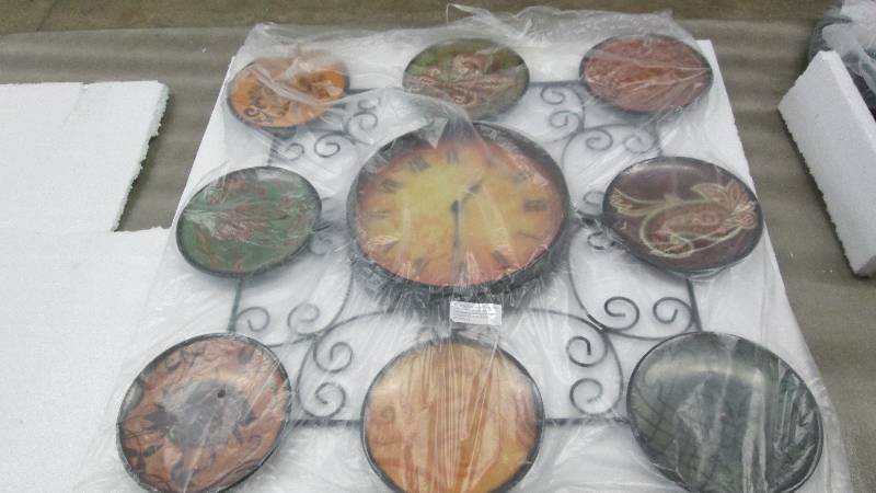 Metal Plate Wall Clock open box, un...