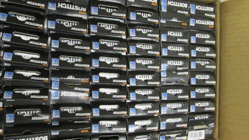 Damages Case of100 boxes Bostitch P...