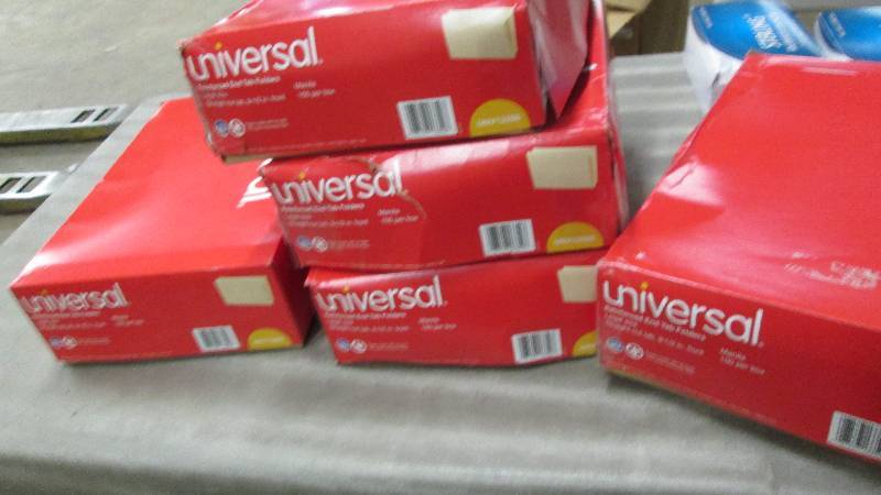 Lot of 5- some damage  Universal UN...