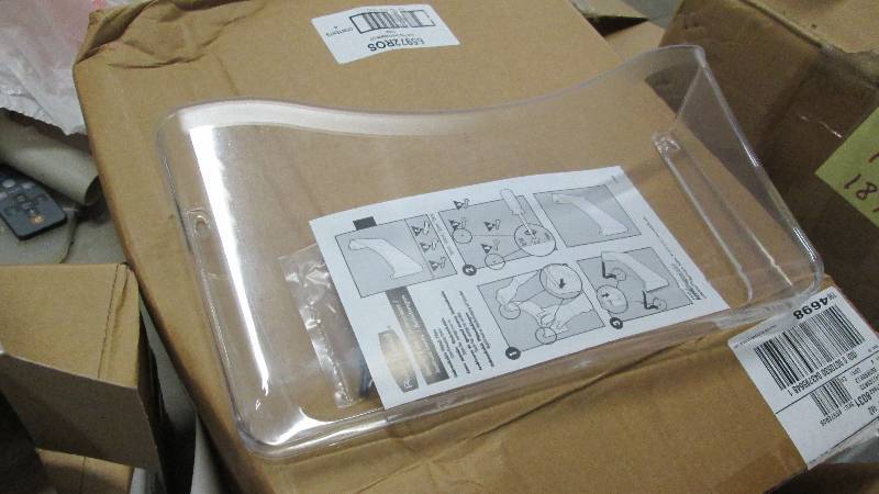 Lot of 8 Rubbermaid Unbreakable Sin...