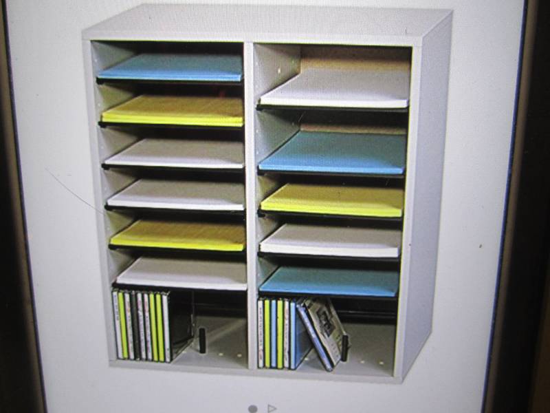 lot 4 image: Safco 16 Section Adjustable Literat...