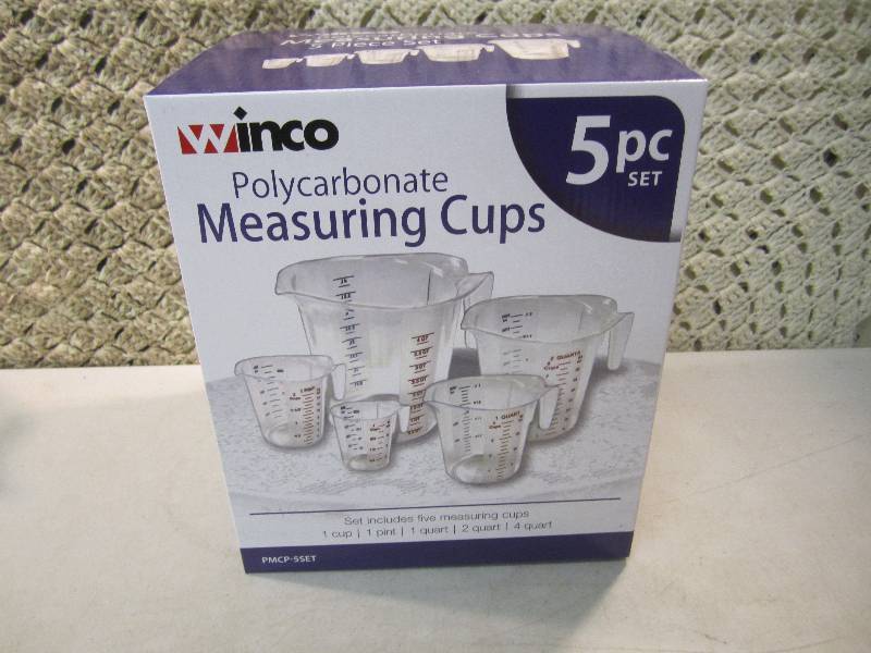 lot 14 image: 5 Piece Measuring Cup Set  F-3...