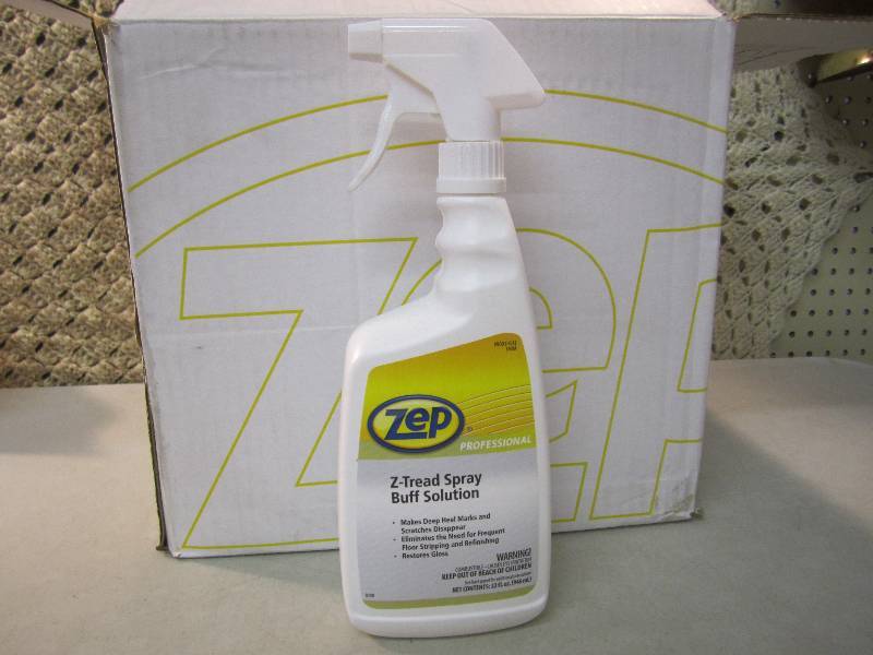 lot 23 image: Case of 12 ZEP Z-Tread Spray Buff S...