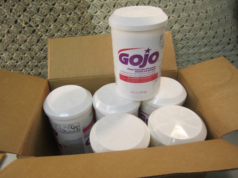 lot 49 image: Case of 6 Gojo Fine Italian Pumice ...