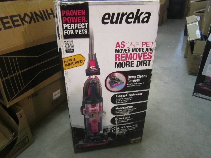 lot 68 image: Eureka As One Pet Bagless Upright V...