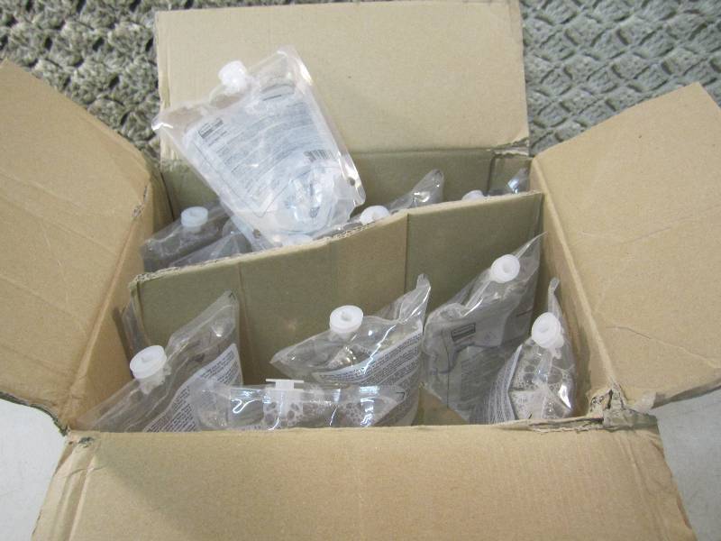 lot 75 image: Case of 12 Rubbermaid Washroom Solu...