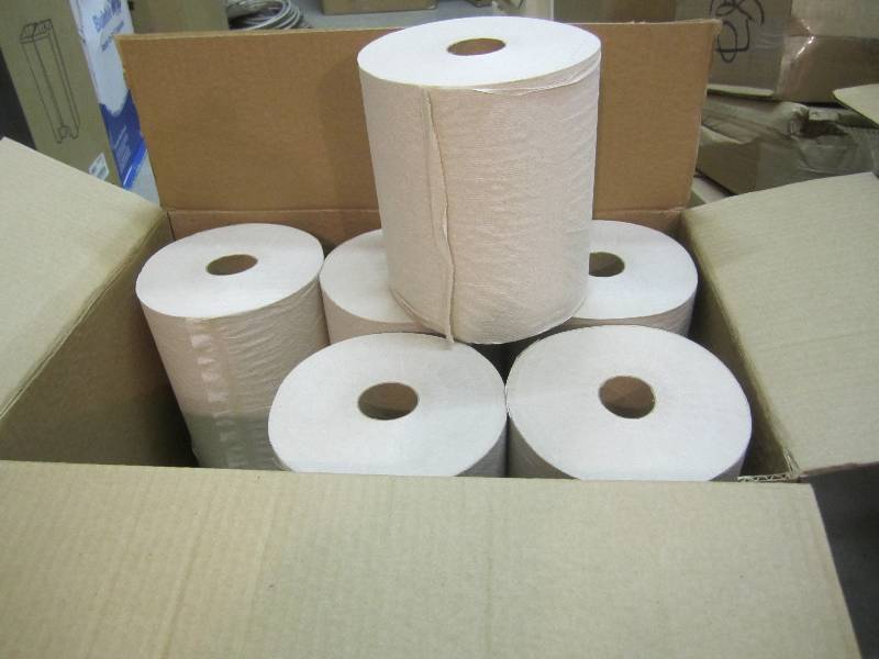 lot 113 image: Case of 12 Rolled Towels Natural 7....