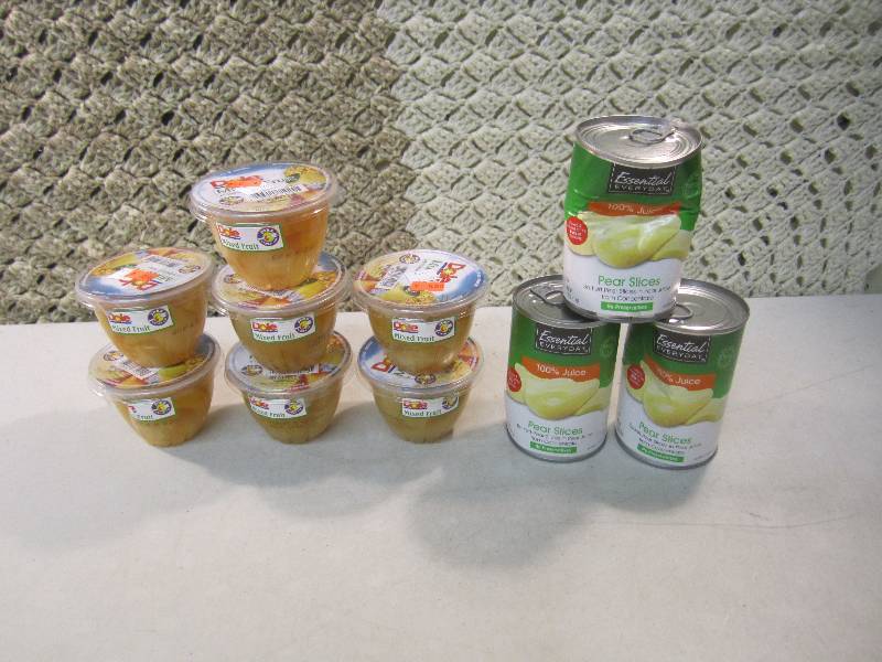 lot 154 image: Mix Lot of Fruit 3 Dented Cans Pear...