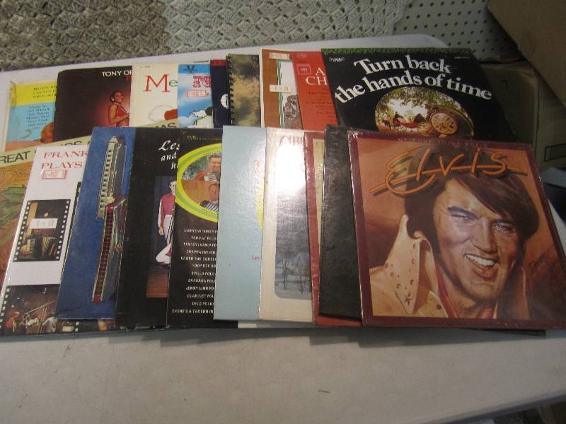 lot 202 image: Lot of 19 Vintage Vinyl Records  EC...