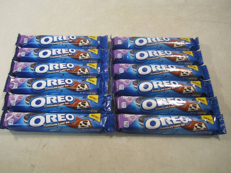 lot 233 image: Lot of 12 Oreo Chocolate Candy Bars...