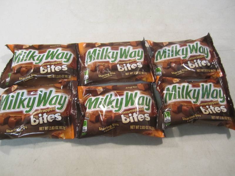 lot 239 image: Lot of 6 Bags Milky Way Bites Best ...