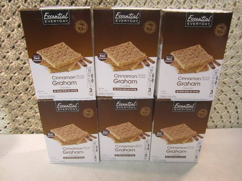 lot 260 image: Lot of 6 Boxes Cinnamon Graham Crac...