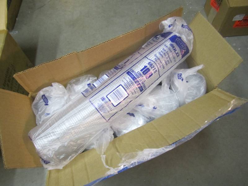 lot 428 image: Case of 1000 Dart Solo Clear Straw ...