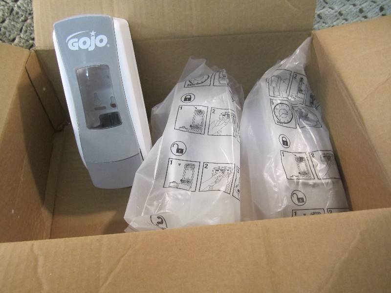 lot 434 image: Lot of 3 GoJo ADX-7 Cleaner Dispens...