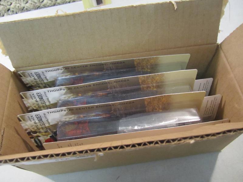 lot 393 image: Box of 6 Weaver 48520 Matte Black M...