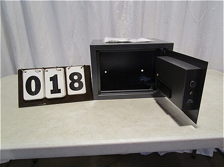 lot 18 image: Buffalo Personal Box Safe