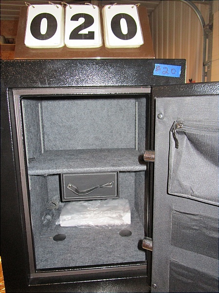 lot 20 image: Buffalo Fire Box Personal Safe