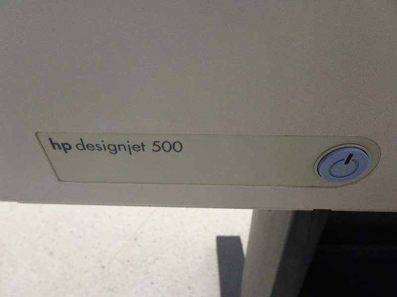 lot 1 image: HP DesignJet 500 blueprint printer