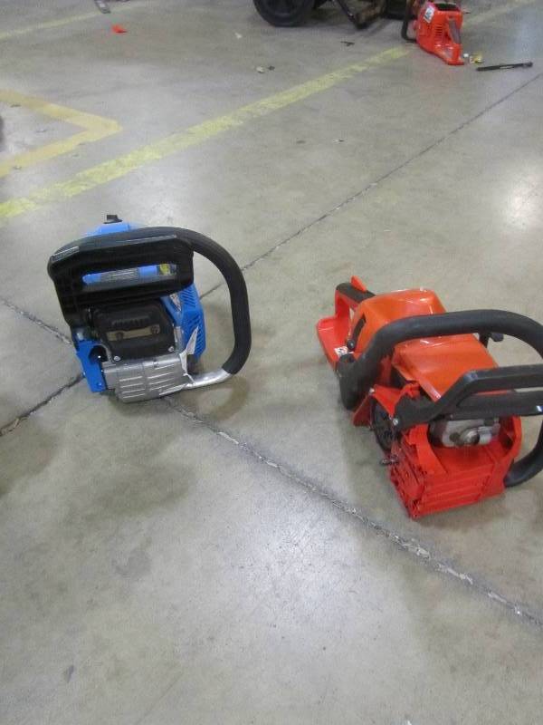 lot 37 image: Blue Max  2-In-1 20 in. and 14 in. 45cc Gas Chainsaw Combo with Blow Molded CaseECHO 30.5 cc Chainsaw with 16 in. Bar and Chain