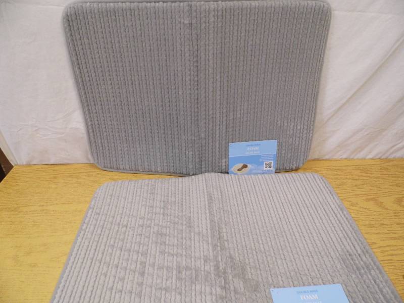 Lot of 2 Foam Bath Mats