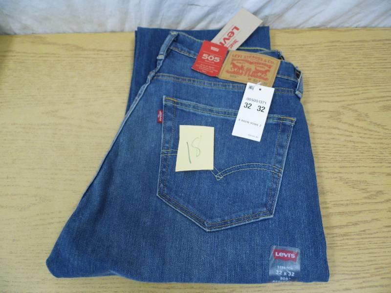 Levis - 505