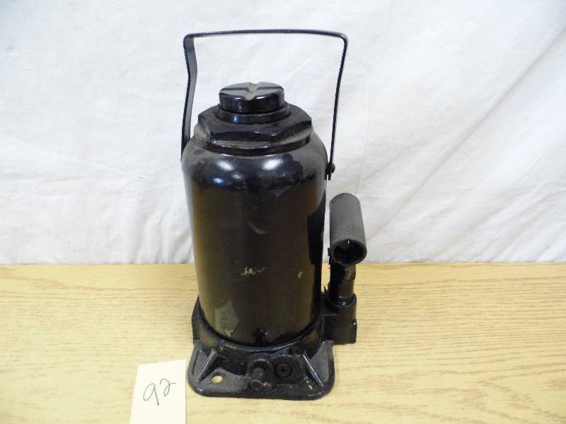 Bottle Jack