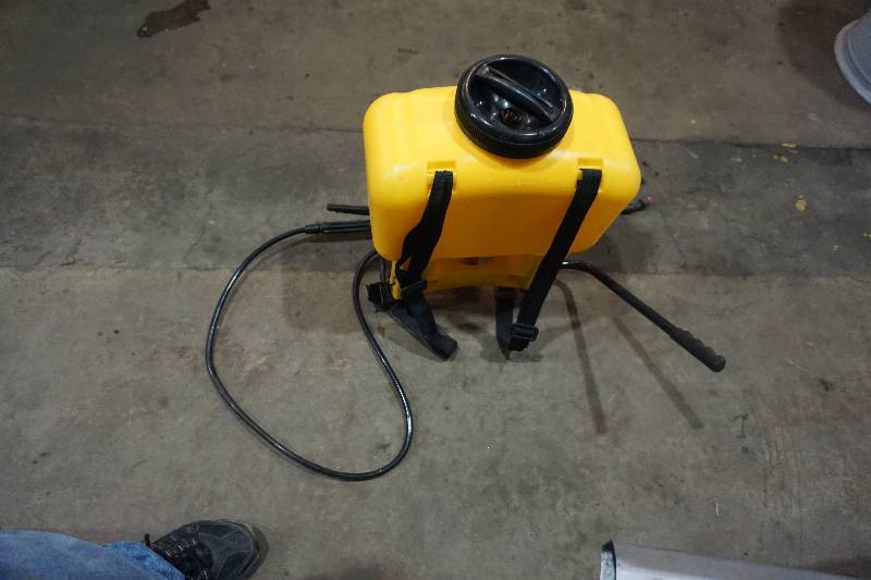 lot 24 image: Hudson Commercial Back Pack Liquid Fertilizer Chemical Sprayer