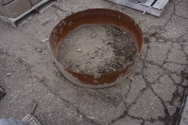 lot 43 image: 36 Diameter Fire Pit Ring