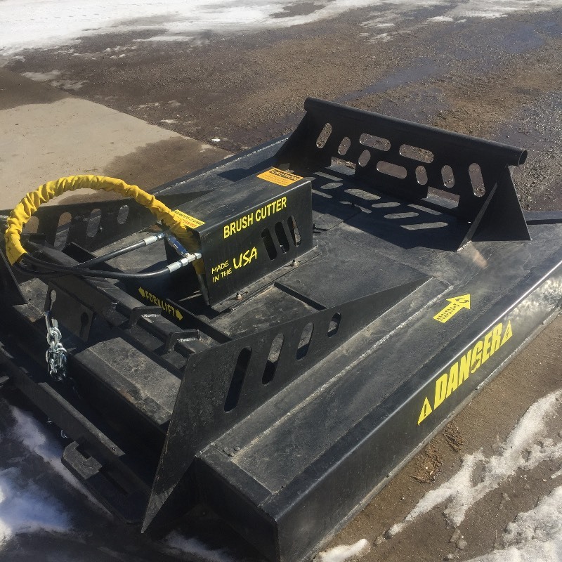 6 BRUSH CUTTER