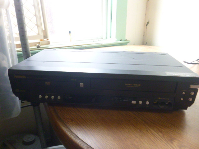 lot 47 image: Symphonic Video CassetteDVD Player
