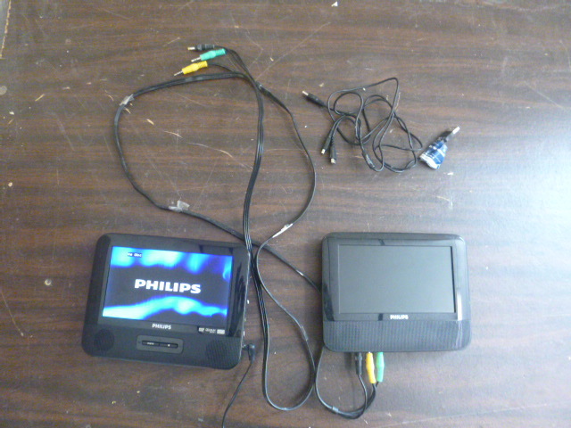 lot 91 image: Philips Dual DVD Player