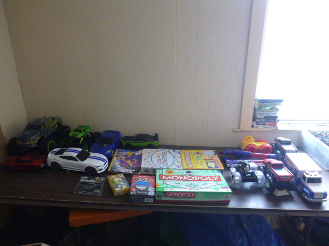 lot 92 image: Miscellaneous Games and Toys